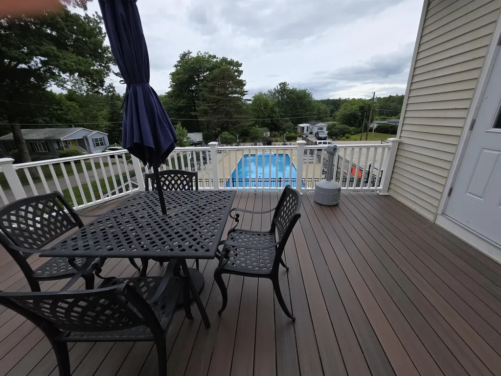 41 Farmwood Drive Nashua NH 03062