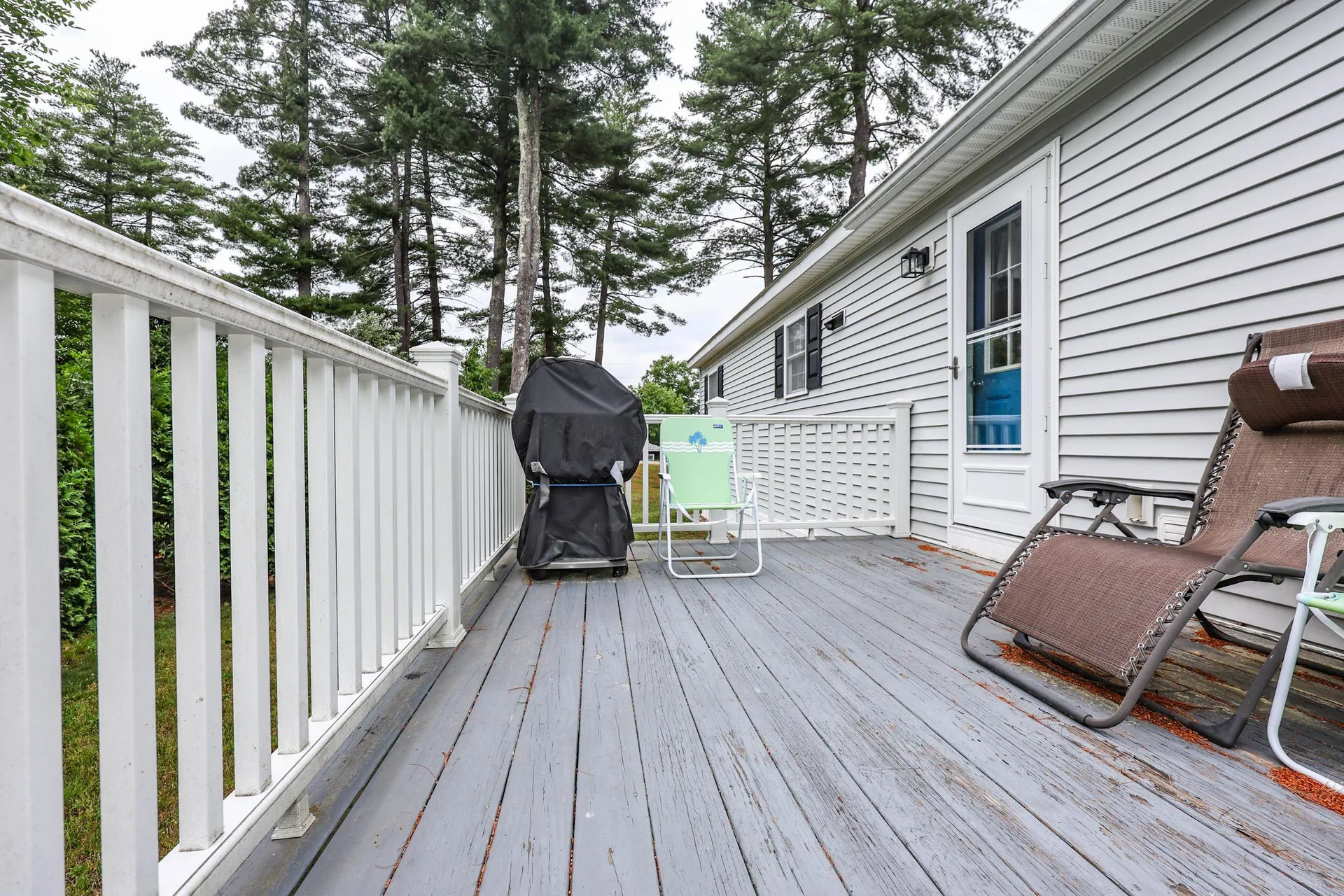 41 Farmwood Drive Nashua NH 03062