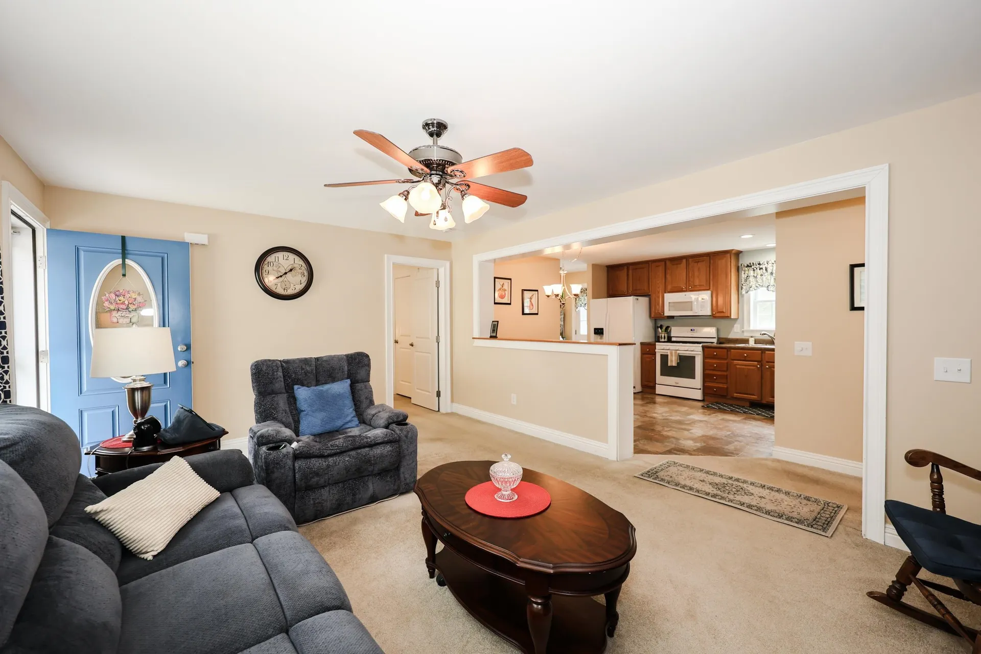 41 Farmwood Drive Nashua NH 03062
