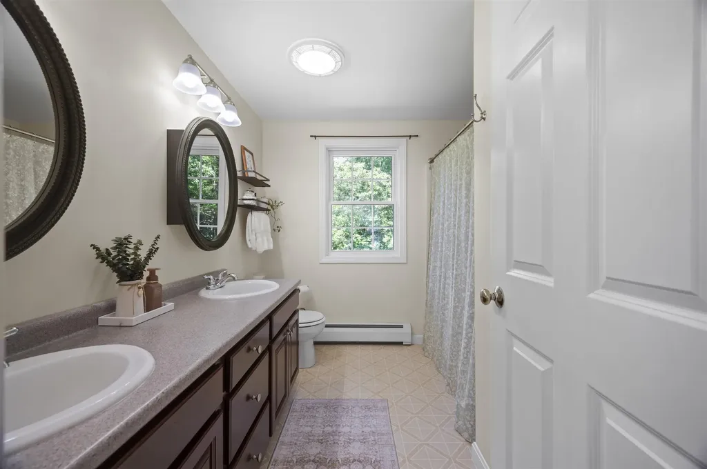 54 Beech Hill Road Exeter NH 03833