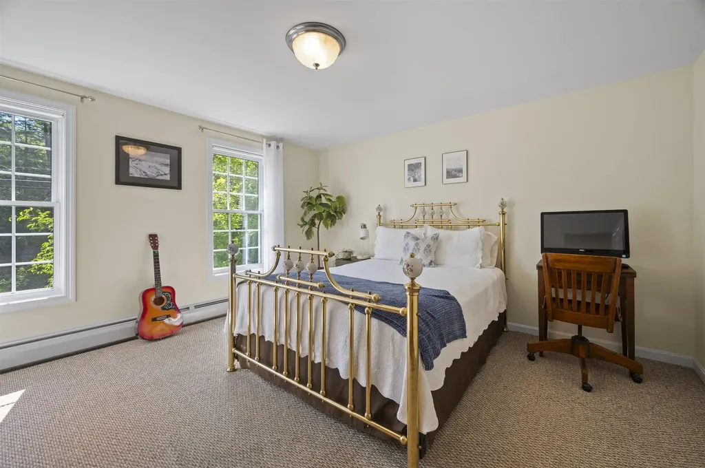 54 Beech Hill Road Exeter NH 03833