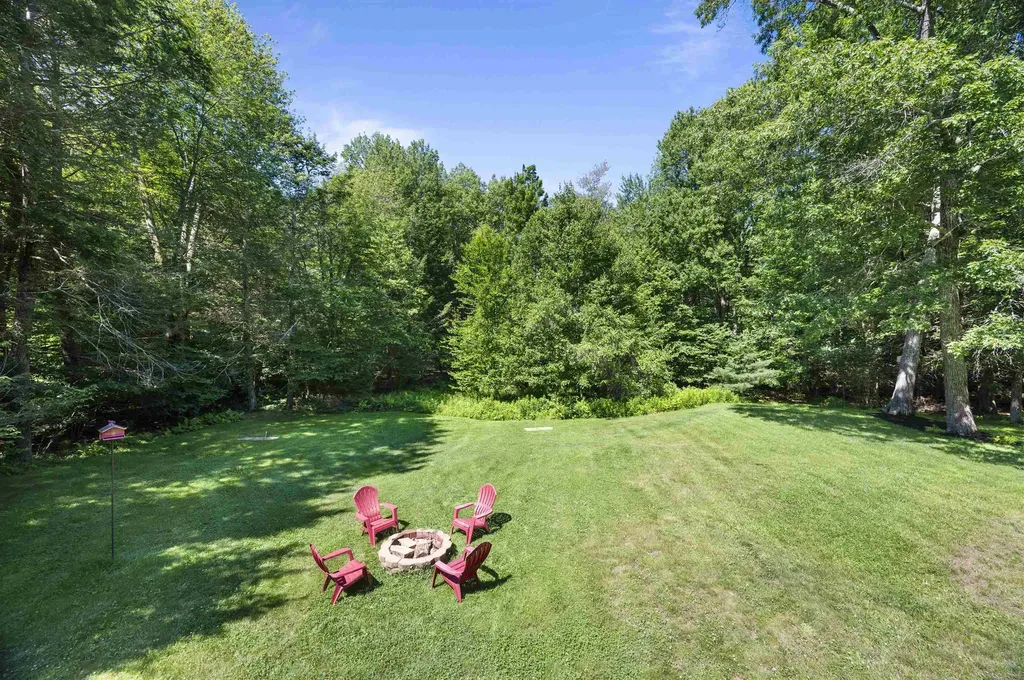 54 Beech Hill Road Exeter NH 03833