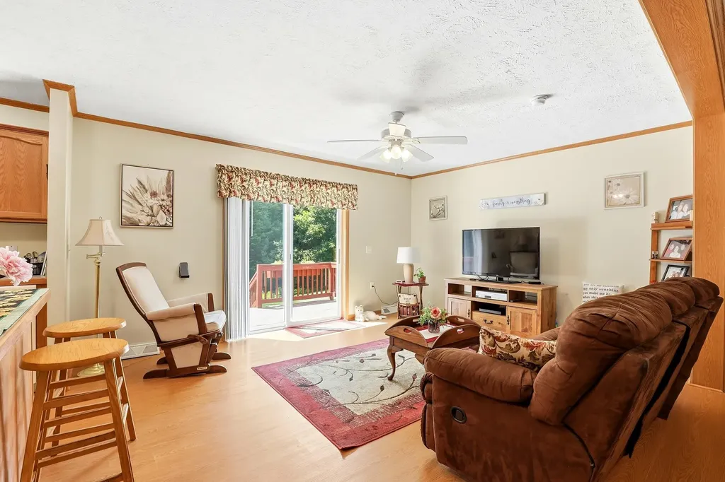 11 Northbrook Drive Tilton NH 03276