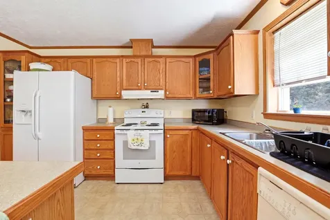 11 Northbrook Drive Tilton NH 03276