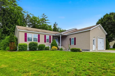11 Northbrook Drive Tilton NH 03276