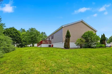 11 Northbrook Drive Tilton NH 03276
