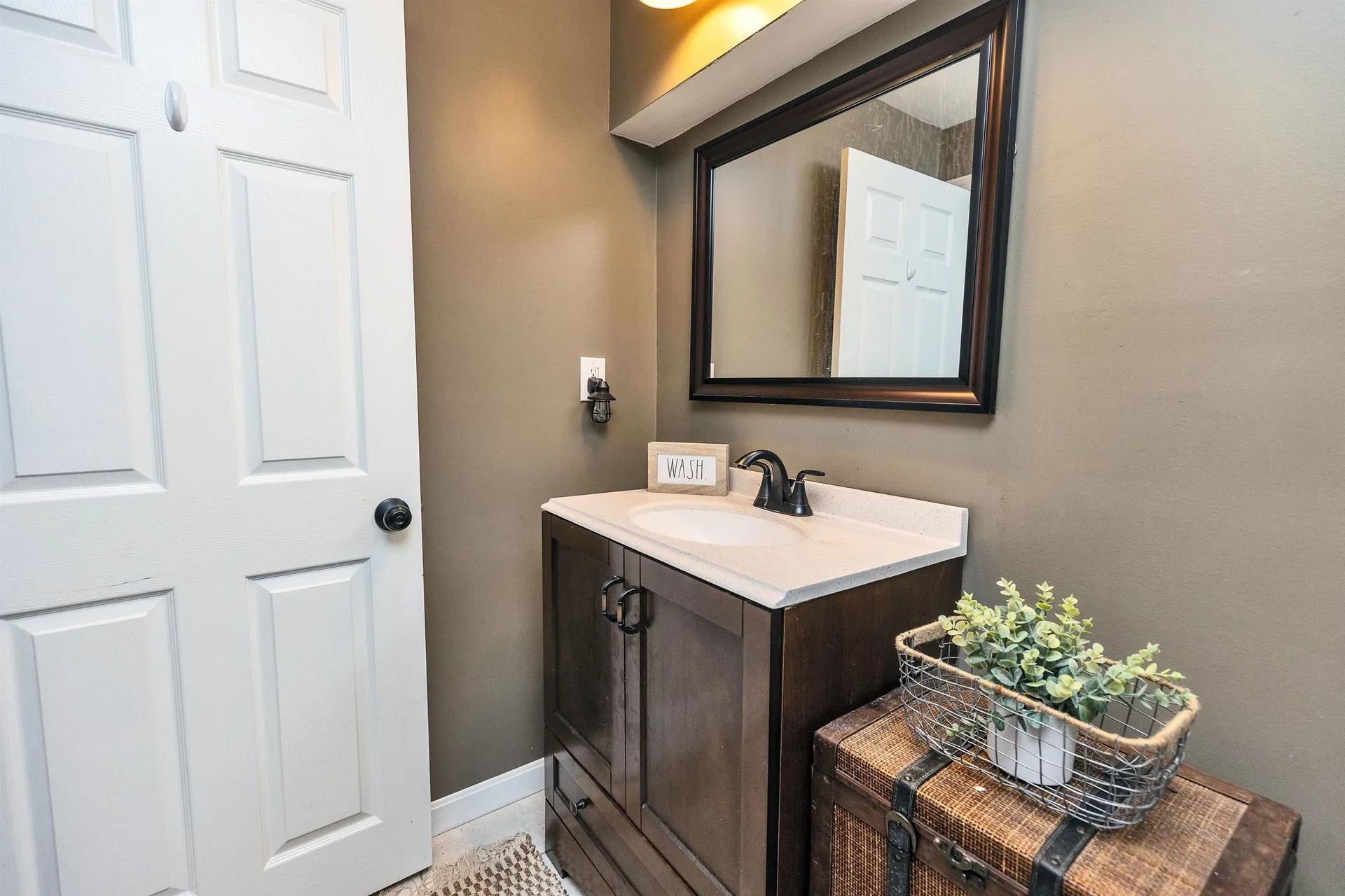 22 Sarah Drive Merrimack NH 03054
