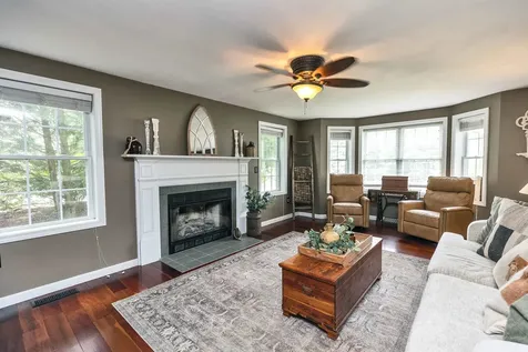 22 Sarah Drive Merrimack NH 03054
