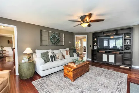 22 Sarah Drive Merrimack NH 03054