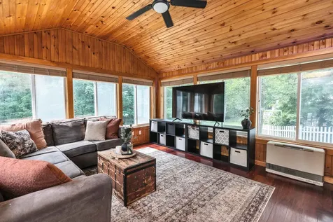 22 Sarah Drive Merrimack NH 03054
