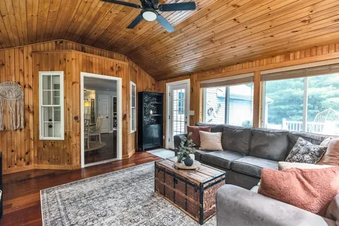 22 Sarah Drive Merrimack NH 03054