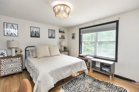 22 Sarah Drive Merrimack NH 03054