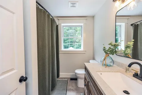 22 Sarah Drive Merrimack NH 03054