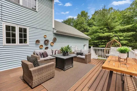 22 Sarah Drive Merrimack NH 03054