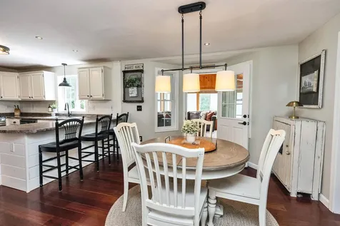 22 Sarah Drive Merrimack NH 03054