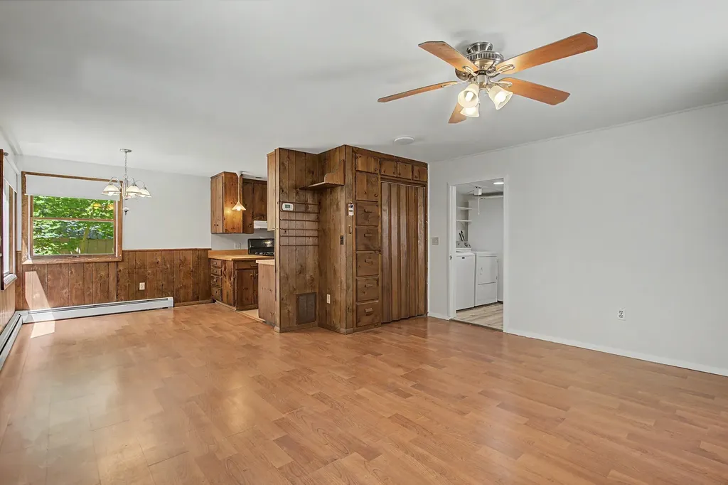 42 Sherburne Road Lee NH 03861