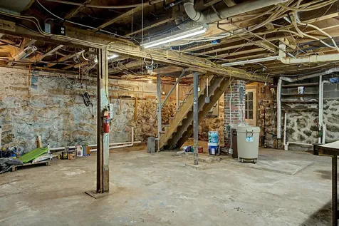 42 Sherburne Road Lee NH 03861