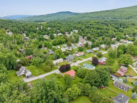 119 Nash Drive Wallingford VT 05773