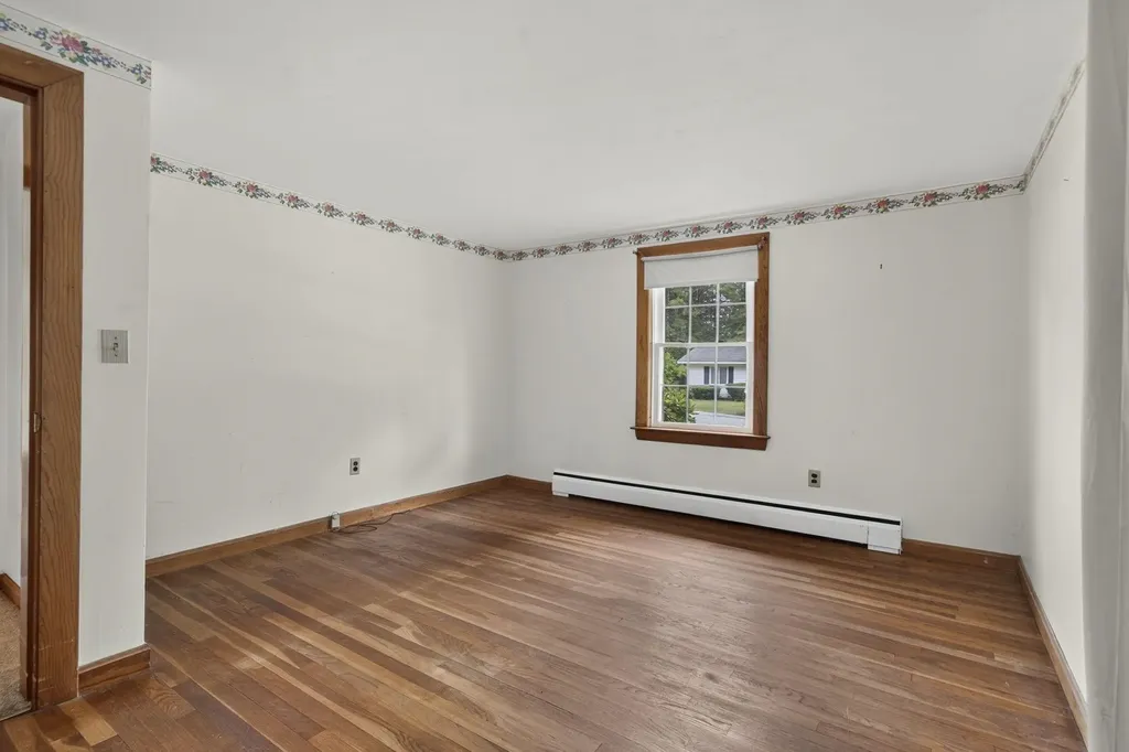 34 Harvey Way Hillsborough NH 03244