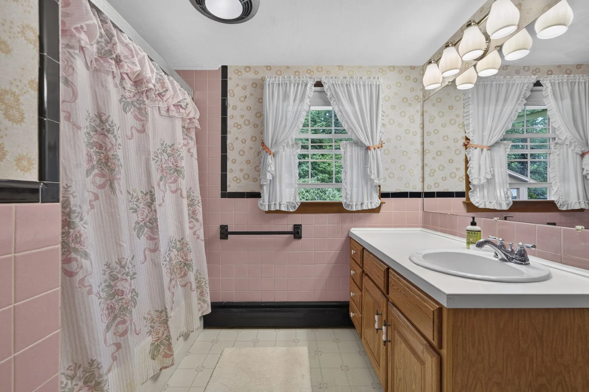 34 Harvey Way Hillsborough NH 03244