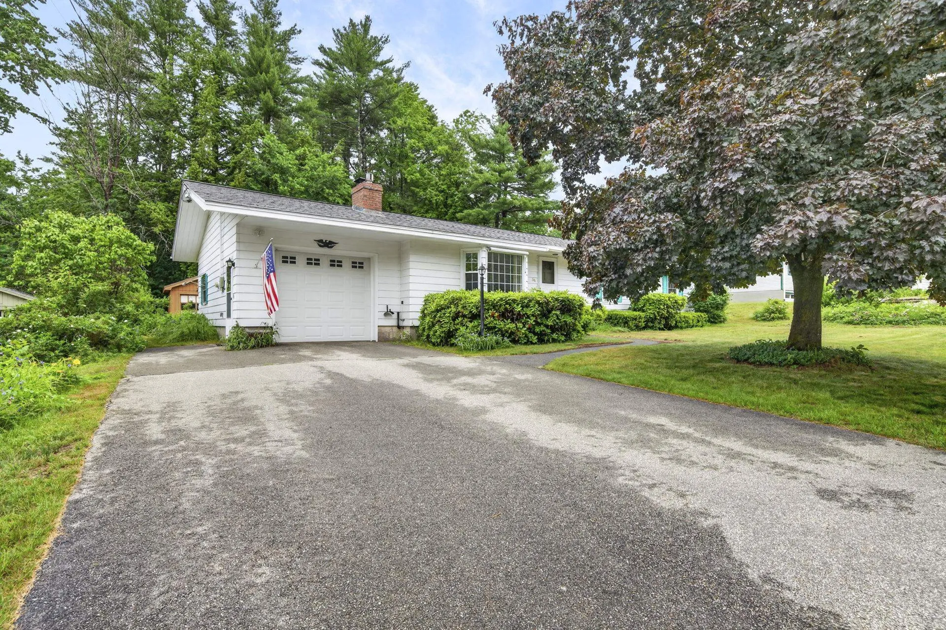 34 Harvey Way Hillsborough NH 03244