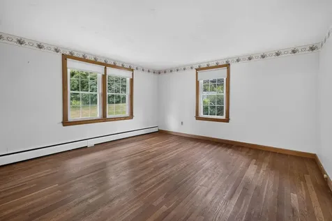 34 Harvey Way Hillsborough NH 03244