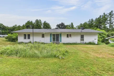 34 Harvey Way Hillsborough NH 03244