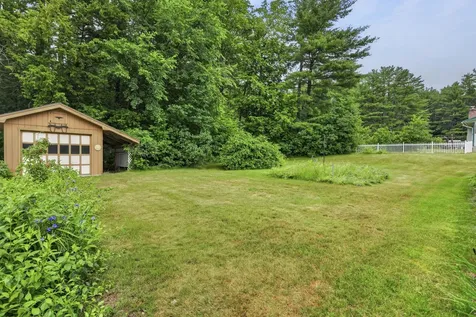 34 Harvey Way Hillsborough NH 03244