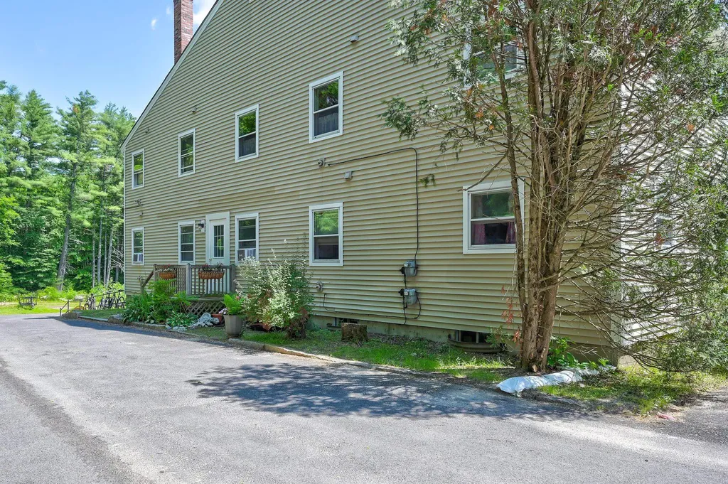 621 Kearsarge Road Conway NH 03860