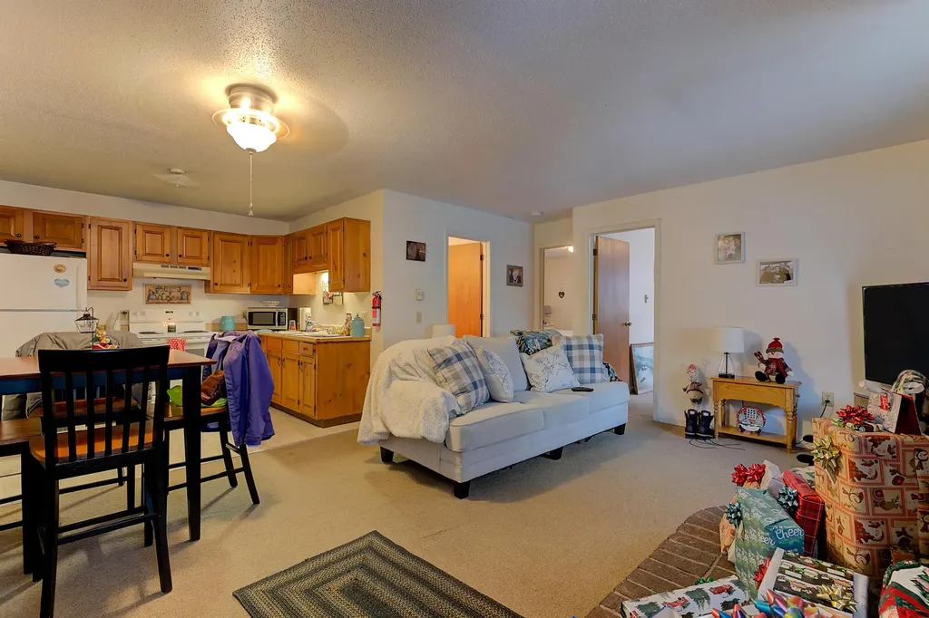 621 Kearsarge Road Conway NH 03860