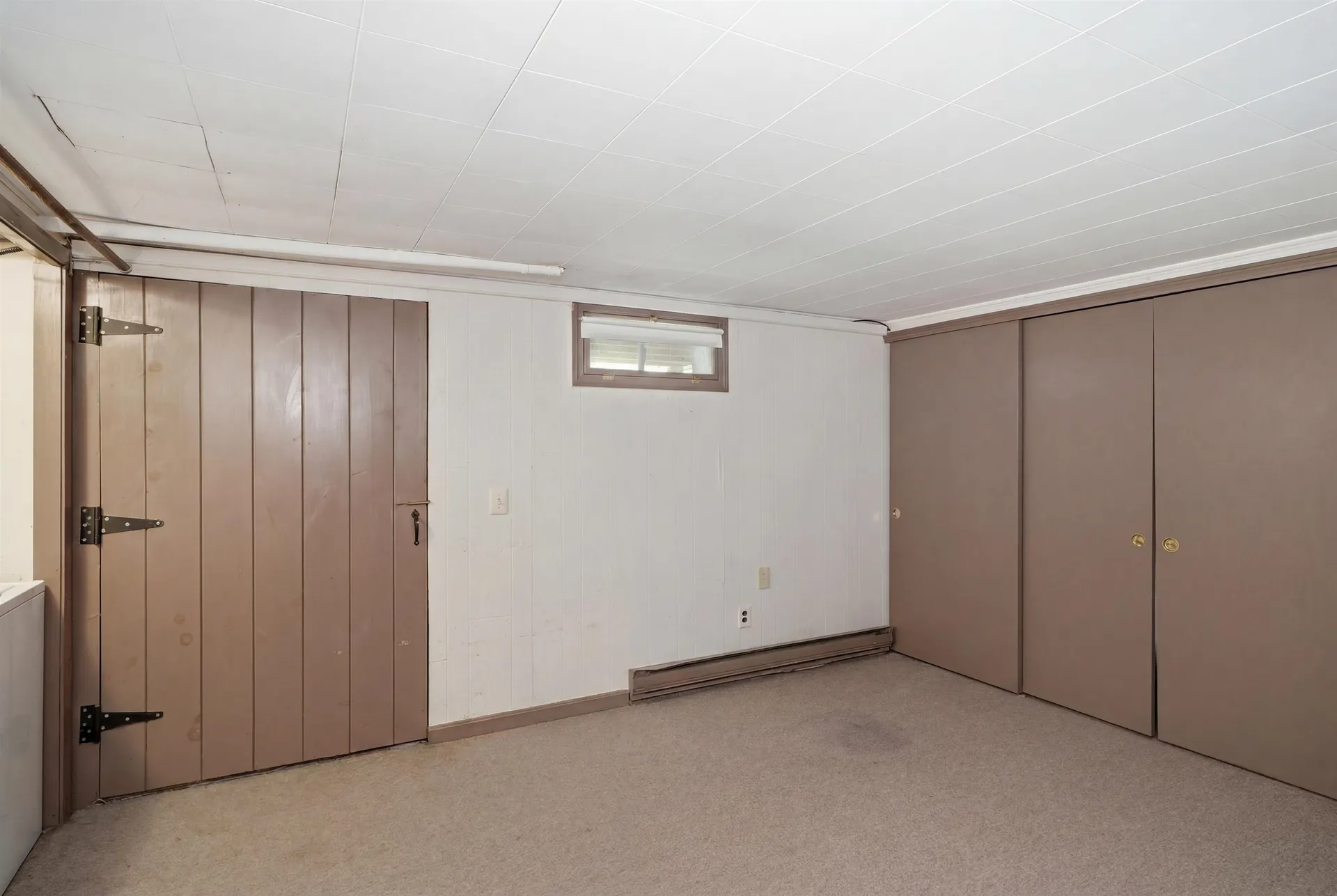 9 Midridge Circle Londonderry NH 03053