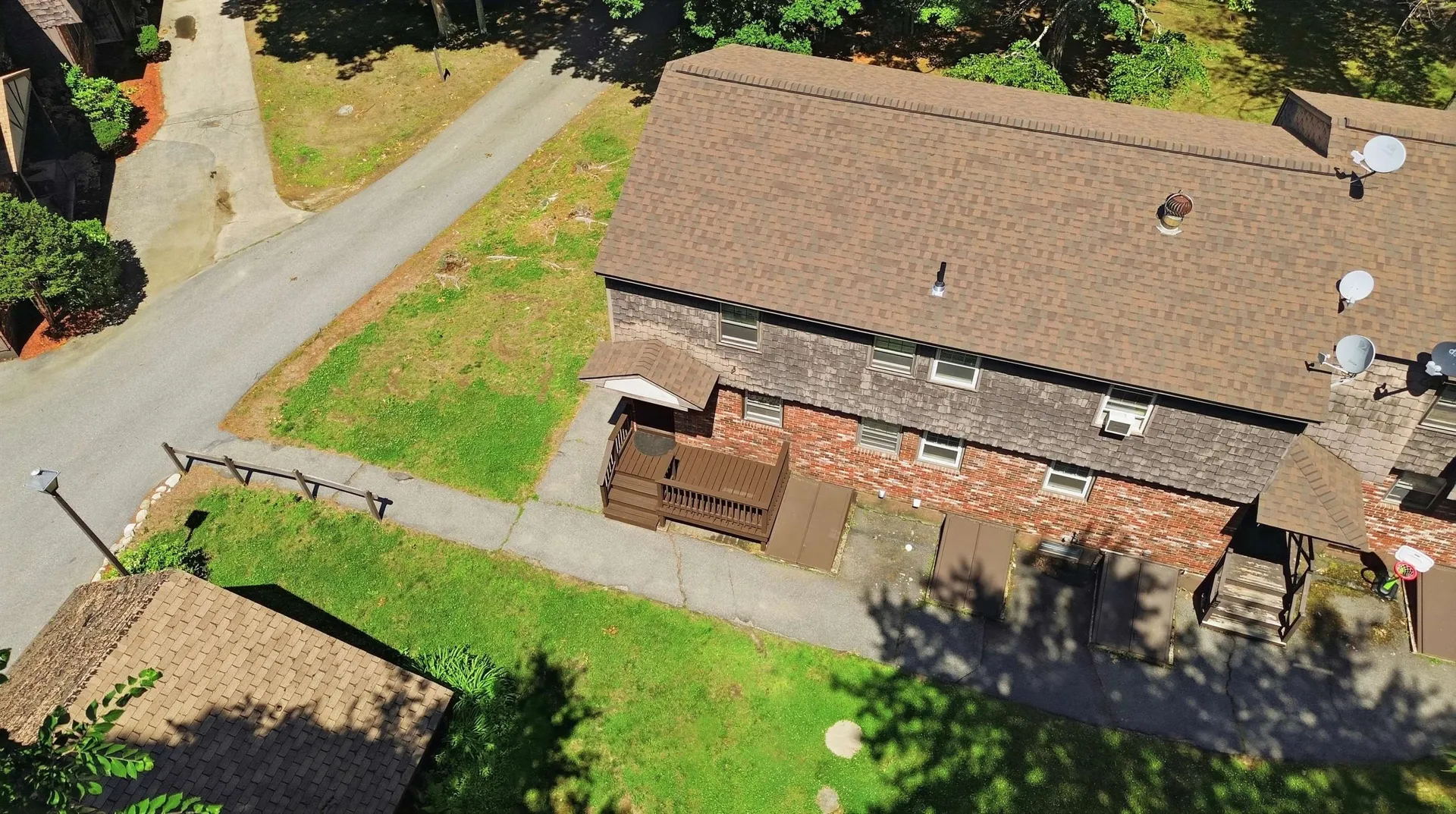 9 Midridge Circle Londonderry NH 03053