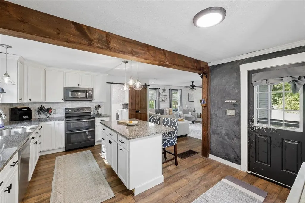 292 Buckley Road Weare NH 03281