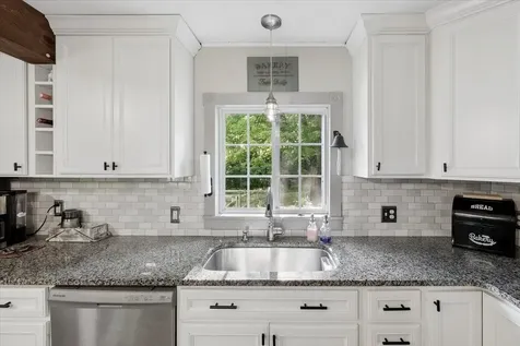 292 Buckley Road Weare NH 03281