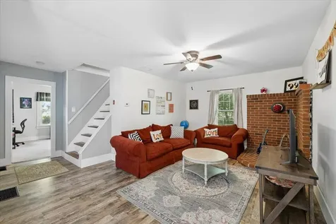 292 Buckley Road Weare NH 03281