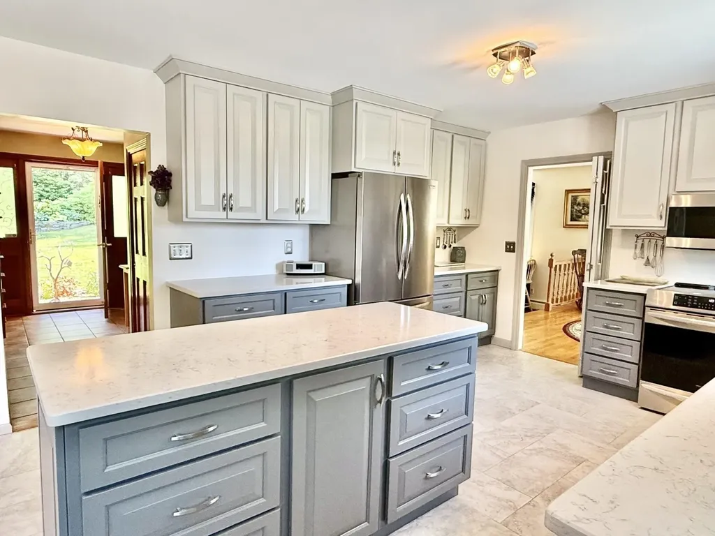 78 Wellington Drive Chesterfield NH 03462