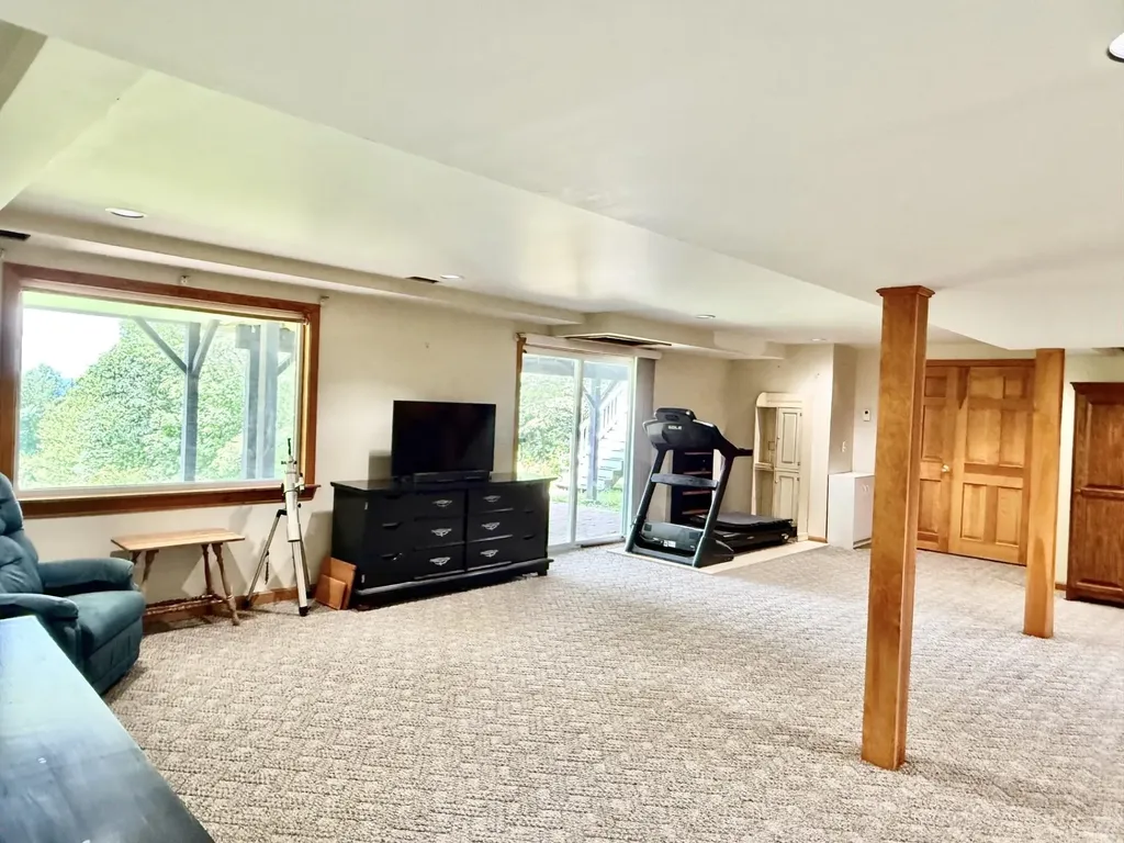 78 Wellington Drive Chesterfield NH 03462