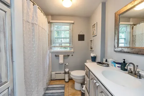 874 Belmont Street Manchester NH 03104