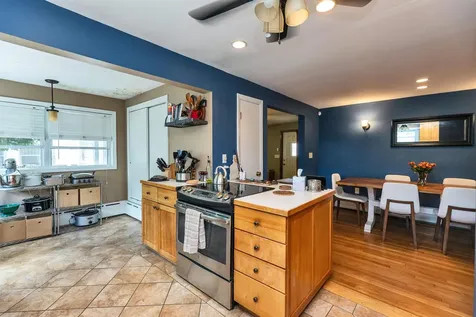 874 Belmont Street Manchester NH 03104