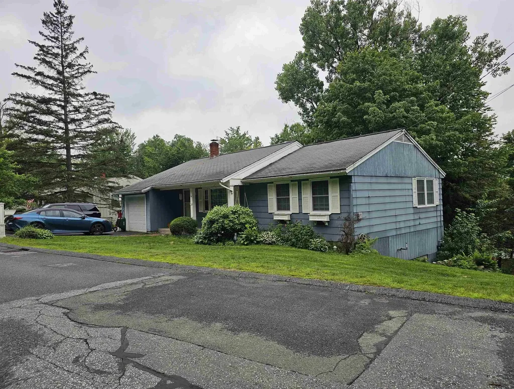 16 Edwin Avenue Claremont NH 03743