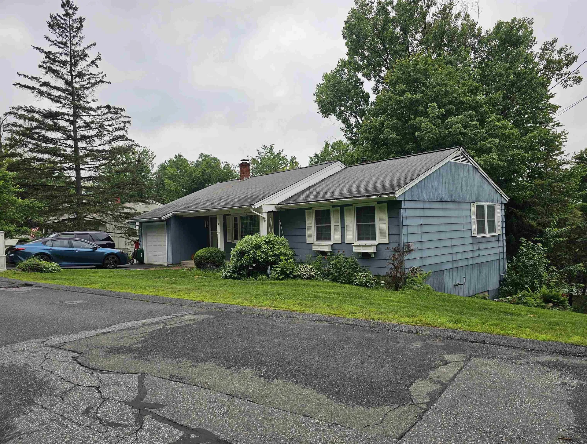 16 Edwin Avenue Claremont NH 03743