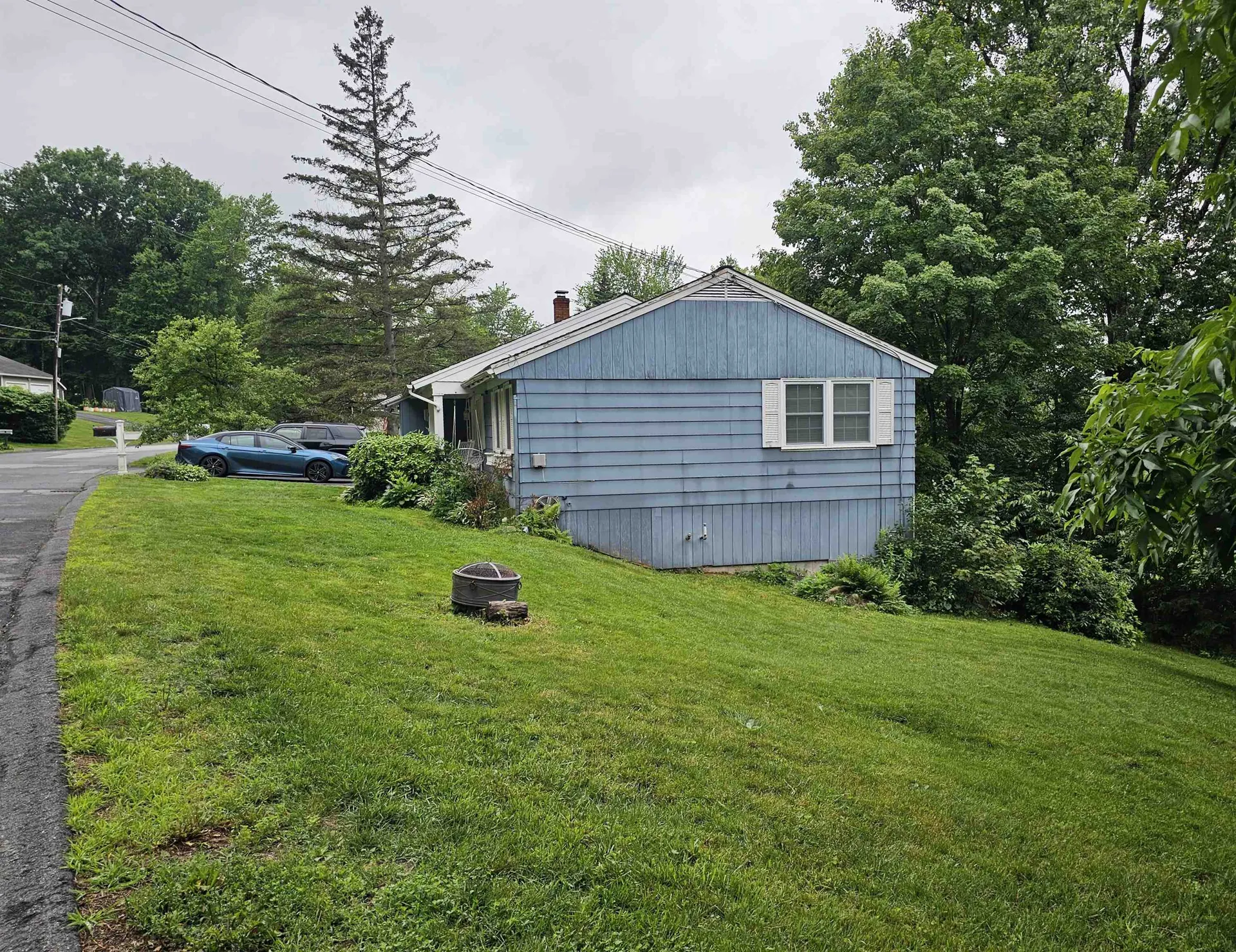 16 Edwin Avenue Claremont NH 03743