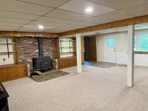 16 Edwin Avenue Claremont NH 03743