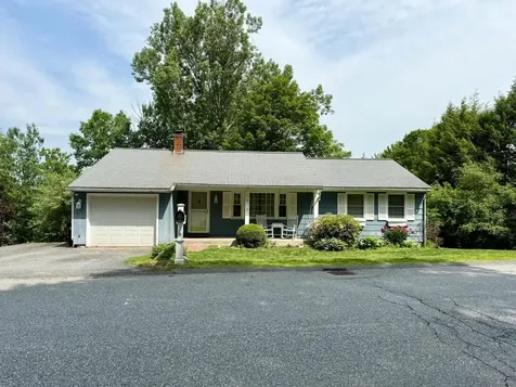 16 Edwin Avenue Claremont NH 03743