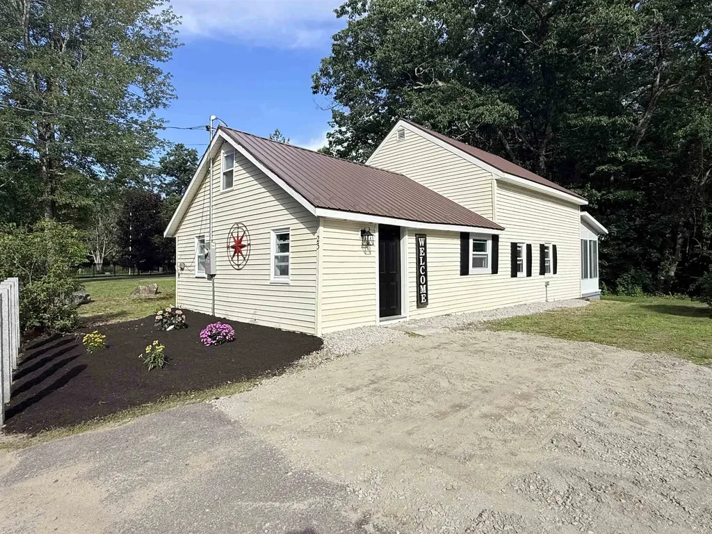 23 Boynton Road Meredith NH 03253