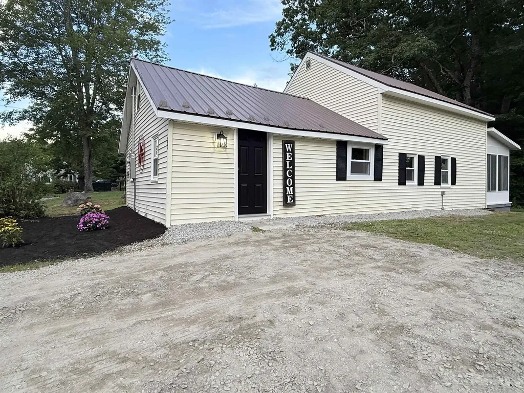 23 Boynton Road Meredith NH 03253