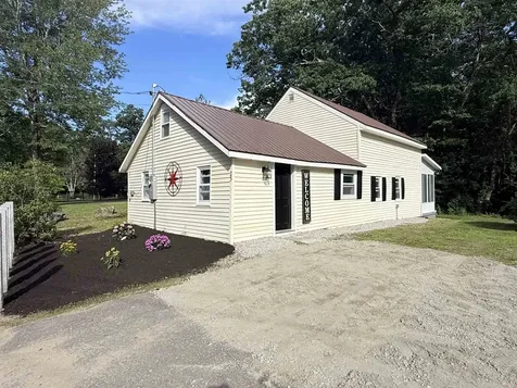 23 Boynton Road Meredith NH 03253