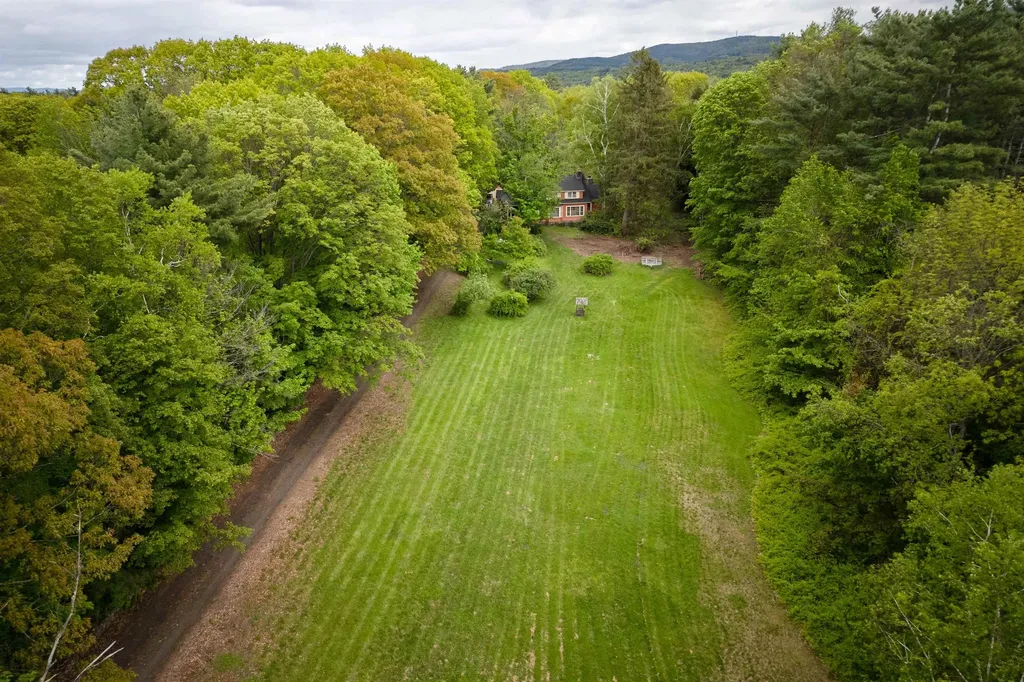 43 White Oaks Road Laconia NH 03246