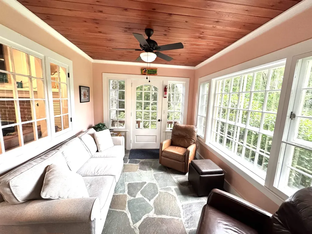 43 White Oaks Road Laconia NH 03246