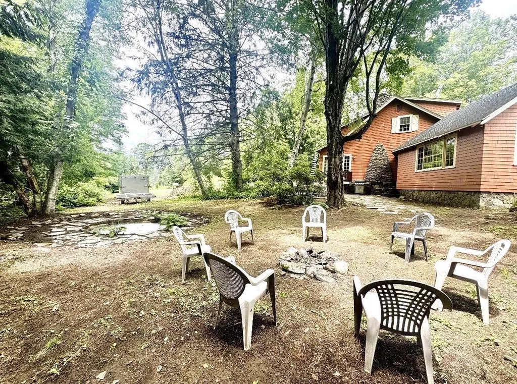 43 White Oaks Road Laconia NH 03246